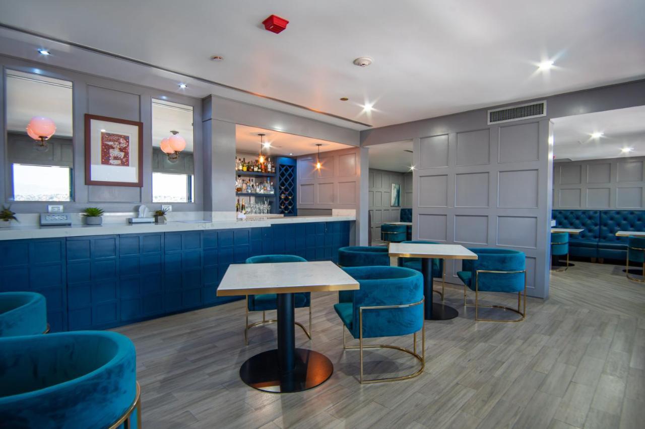 Grand Hotel Tijuana Kültér fotó