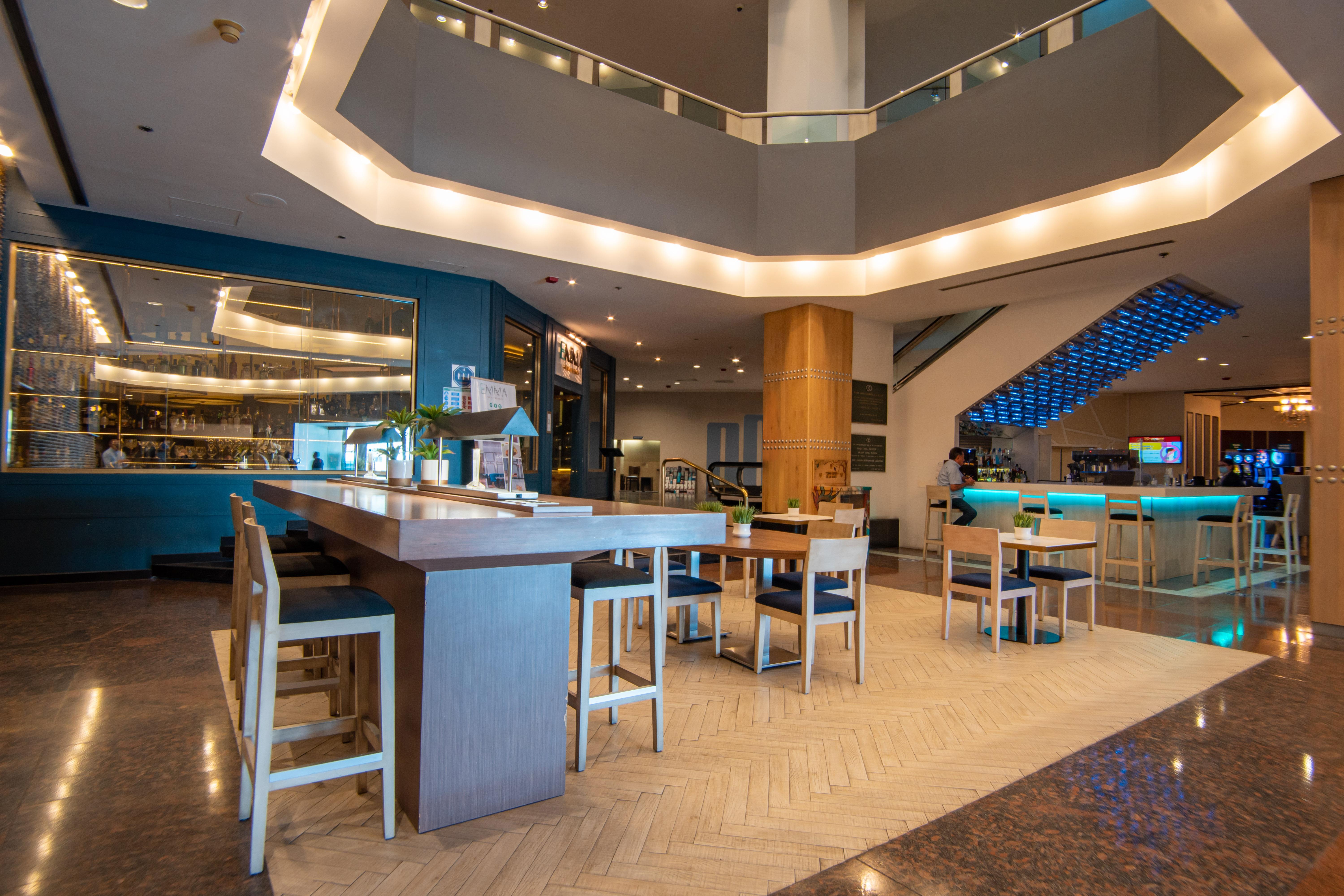 Grand Hotel Tijuana Kültér fotó