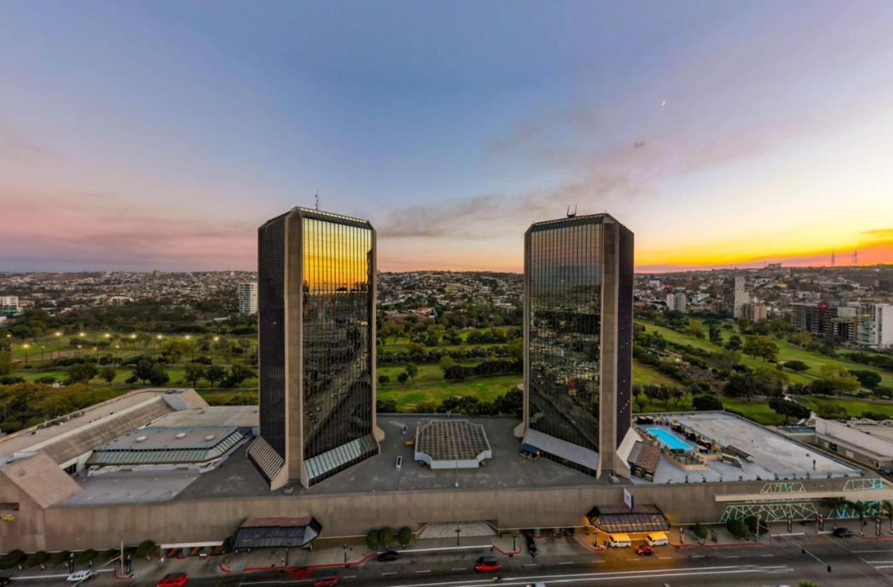 Grand Hotel Tijuana Kültér fotó